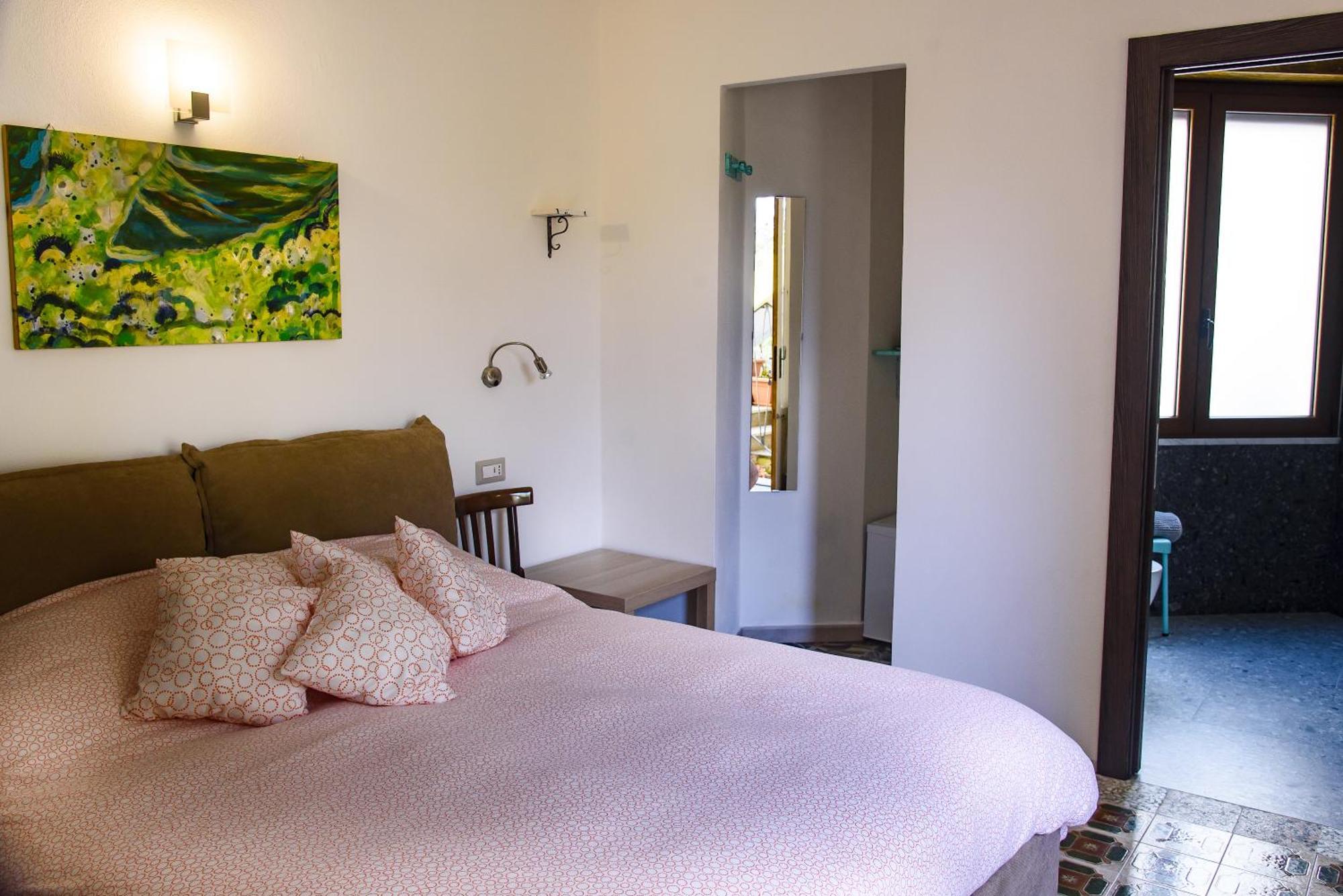 Il Giardino Di Tatiana Rooms & Breakfast La Maddalena  Buitenkant foto